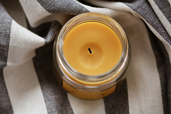 Repurpose old coffee grounds: DIY homemade coffee candles