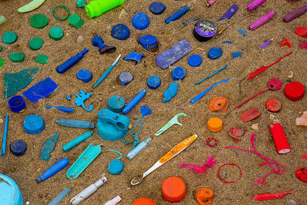Recycling plastic in Australia: Recycle bottle tops and breadtags in Melbourne